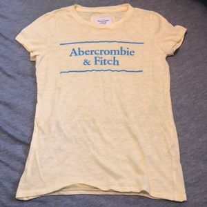 Abercrombie & Fitch t-shirt